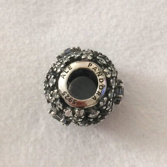 Pandora Disney Cinderella's Wish Charm - Picture 3 of 4